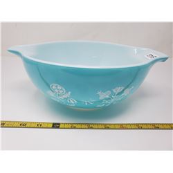 pyrex bowl
