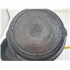 Image 5 : 2 cast iron frying pans