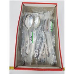 6 place setting Roger Bro silver plate cutlery