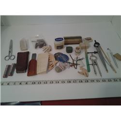 Lot of vintage items