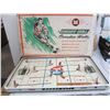 Image 1 : Bobby Hull Hockey Game and Box