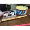 Image 4 : lot of toy horse shoes + drum that comes with drum sticks + etc.