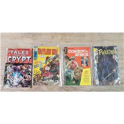 Lot 4 Comic Books & Hunger Games Book