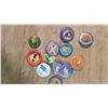 Image 2 : 12 Pinback Badges