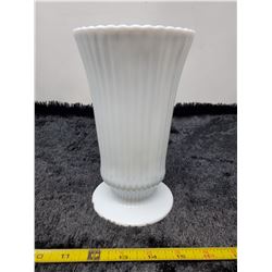 E.O. Brody Vase Cleveland Ohio U.S.A.