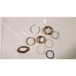 Lot Bracelets