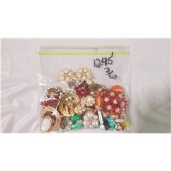 Lot Ear Rings