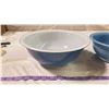 Image 2 : Lot 3 Pyrex Bowls