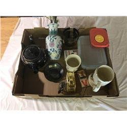 lot of vintage vase + teapot + collectibles