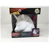 Image 1 : Emoji Unicorn Color-Me & Glow Kit