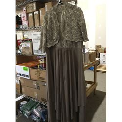 R&M Richards Dress and Shawl (size 18)