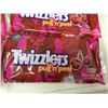 Image 2 : Twizzlers Pull n' Peel Cherry Flavour (8 x 396g)
