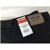 Image 2 : Wrangler Authentic Black Jeans (46 x 32)