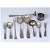 Image 1 : A GROUP OF WALLACE "ROSE POINT" PATTERN STERLING SILVER FLATWARE ITEMS