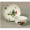 Image 1 : A MEISSEN TEA BOWL AND SAUCER