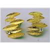 Image 2 : FIVE PAIRS OF 14K YELLOW GOLD AND GOLD TONE EAR CLIPS