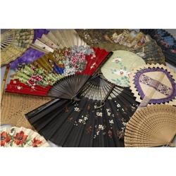 LARGE GROUP OF MISCELLANEOUS HAND FANS