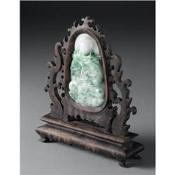 CHINESE CARVED JADE/HARDSTONE FIGURE