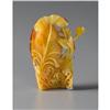 Image 2 : CHINESE CARVED HORN BILL CARP SNUFF BOTTLE