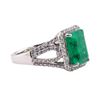 Image 2 : 4.04 ctw Emerald and Diamond Ring - 14KT White Gold