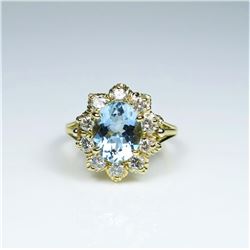 Gorgeous Fine Estate Aquamarine and Diamond Ring