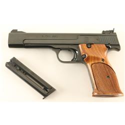Smith & Wesson Model 41 .22 LR SN: A670982