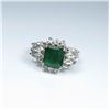 Image 2 : Elegant Emerald and Diamond Ring
