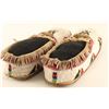Image 3 : Native American Beaded Moccs
