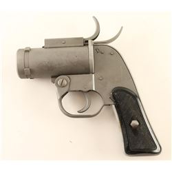 Eureka Vacuum AN-M8 Pyrotechnic Pistol