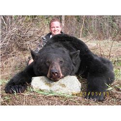 British Columbia Spring Black Bear for 2 Hunters - $5,000 / Exhibitor