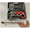 Image 1 : PIPE THREADER & VINTAGE PIPE CUTTER