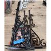Image 1 : Sign brackets