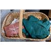 Image 2 : Assorted baskets
