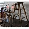 Image 2 : 2 wooden stools and 2 small chairs (approx 3 to 4 ft tall)