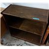 Image 2 : Vintage Wooden Shelf (By. Picazo MFG Co)