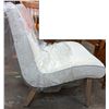 Image 2 : Accent chair modern