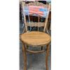 Image 1 : Vintage wooden chair