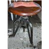 Image 2 : Industrial adjustable bar chair