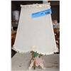 Image 1 : Vintage rose lamp