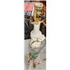 Image 2 : Vintage rose lamp