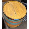 Image 2 : Wooden painted carnival barrel