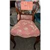 Image 1 : Vintage wooden chair
