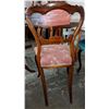 Image 2 : Vintage wooden chair