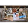 Image 2 : Assorted costume jewelry makeup kits and tray
