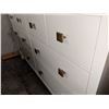 Image 4 : 8 drawer dresser with white gloss finish