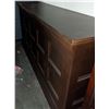 Image 2 : Display counter used in the movie approximately 7 ft long 24 in deep and 3 ft high