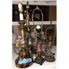 Image 1 : Shelf lot of lamps