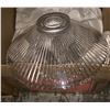 Image 2 : 5 Boxes of glass and other lamp shades