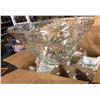 Image 2 : 2 punch bowls and glass cups