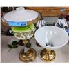 Image 1 : 3 Tiffany style table lamps and 2 other lamps